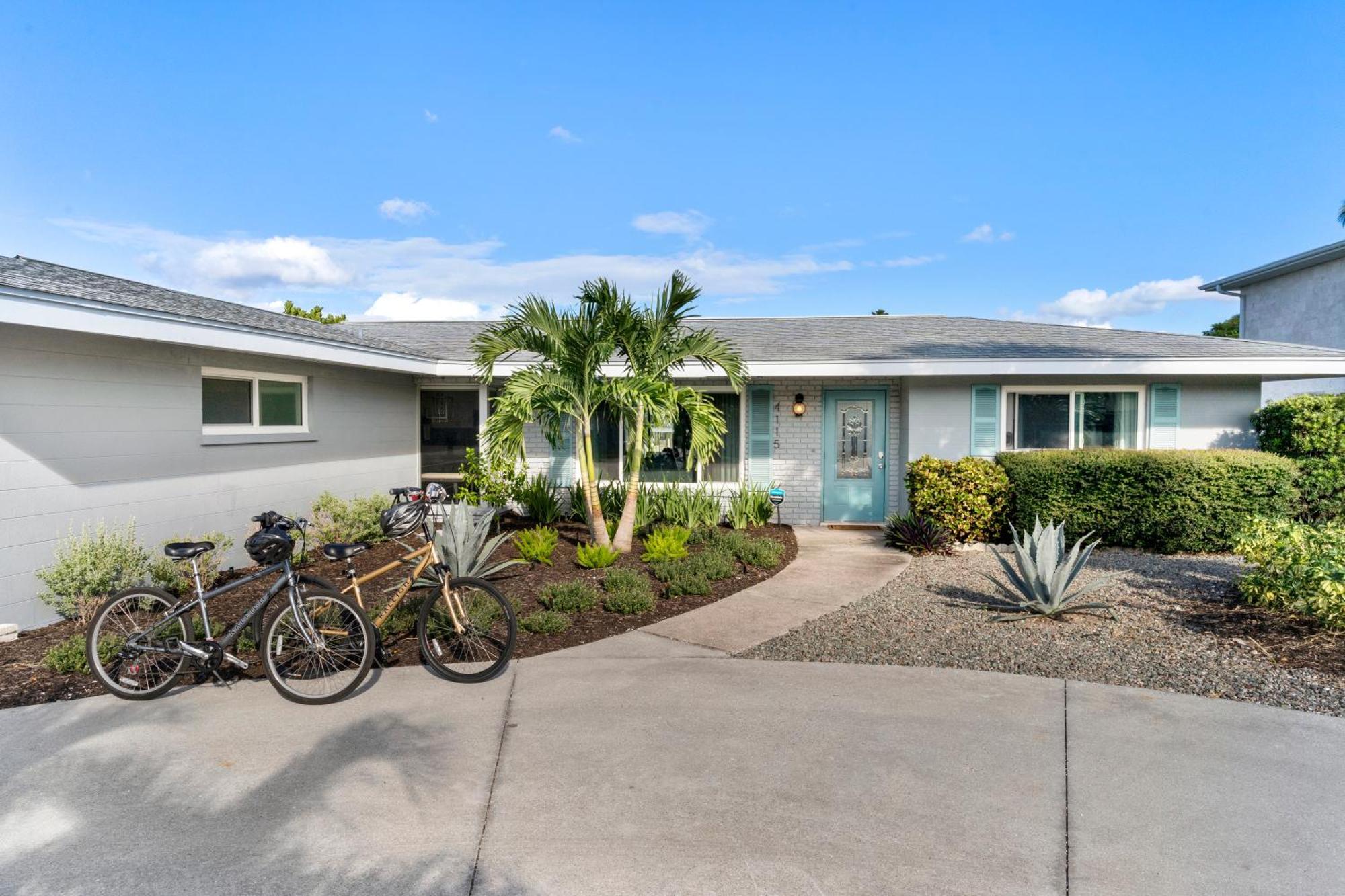 Casa Di Amici - Canal & Pool Home Close To Ami! Bradenton Exterior photo